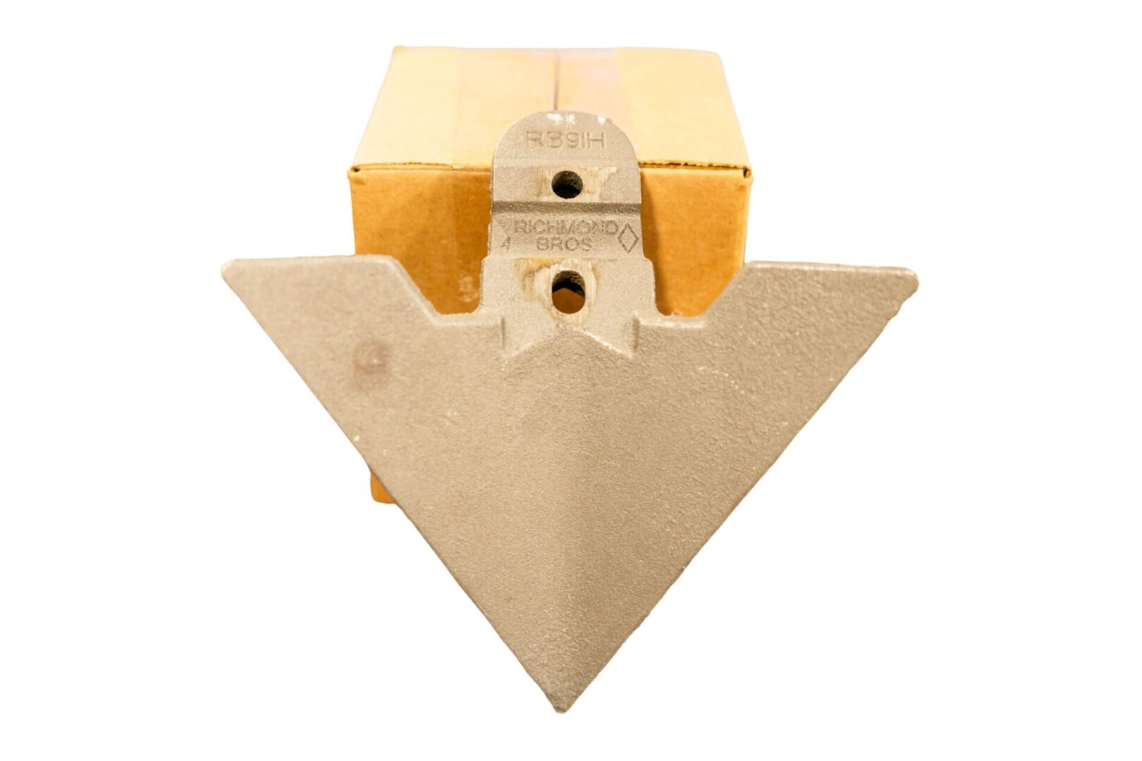 Field Cultivator Shovel Fitting Case IH® - 9" Bolt On - Image 4